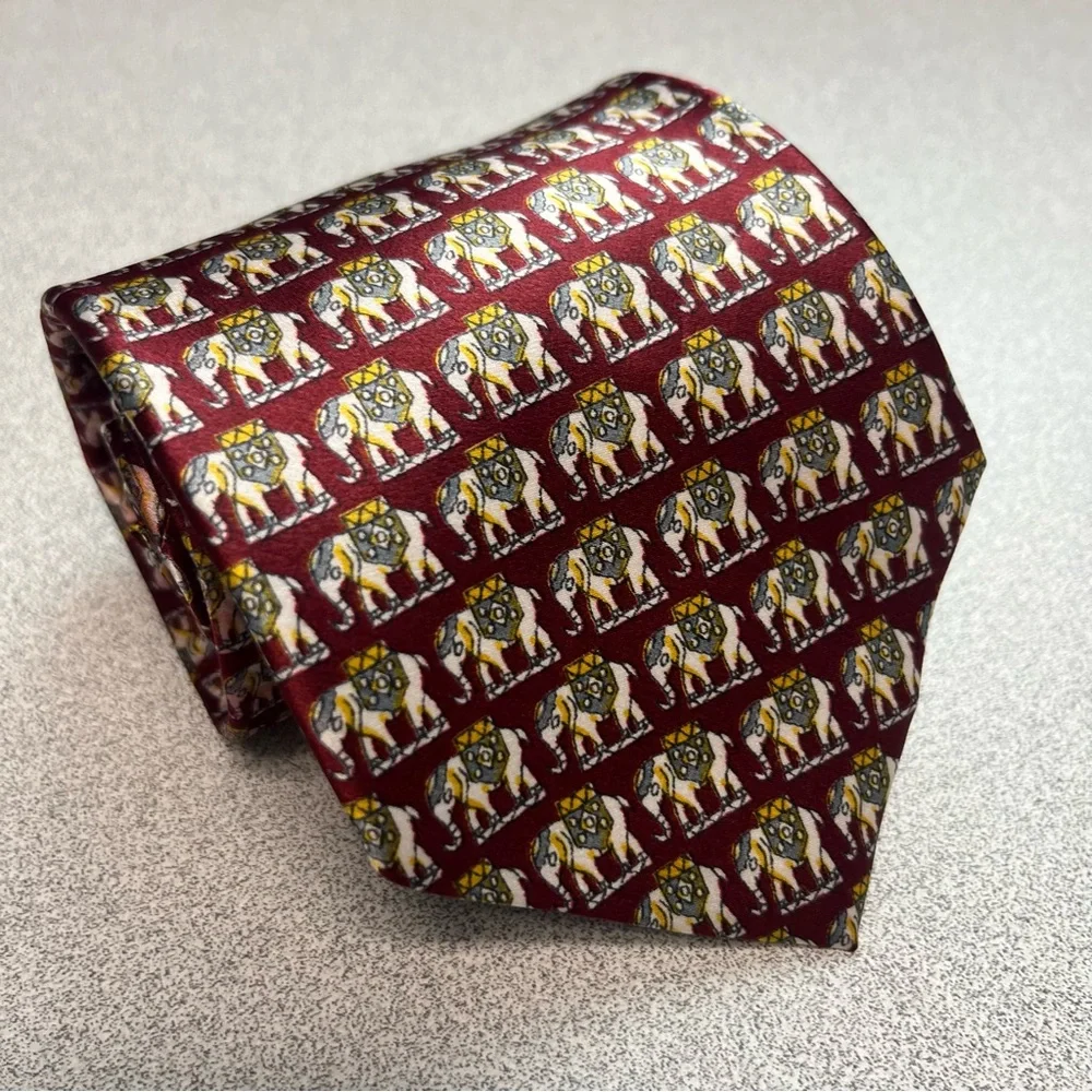 100% Silk All Over Print Elephant Print Men's Tie Made in India
